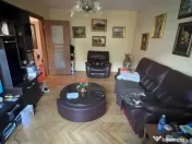 Apartament 3 camere decomandat ,Valea Ialomiței 