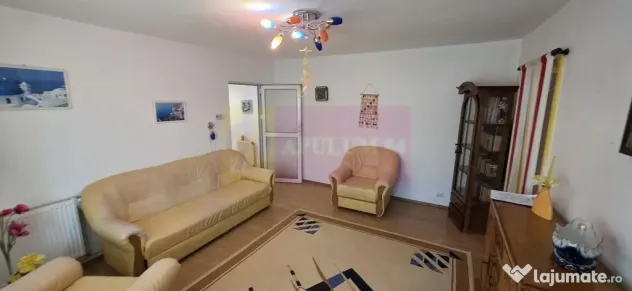 Apartamanet 2 camere de vanzare in Campina
