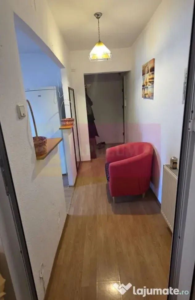 Apartamanet 2 camere de vanzare in Campina