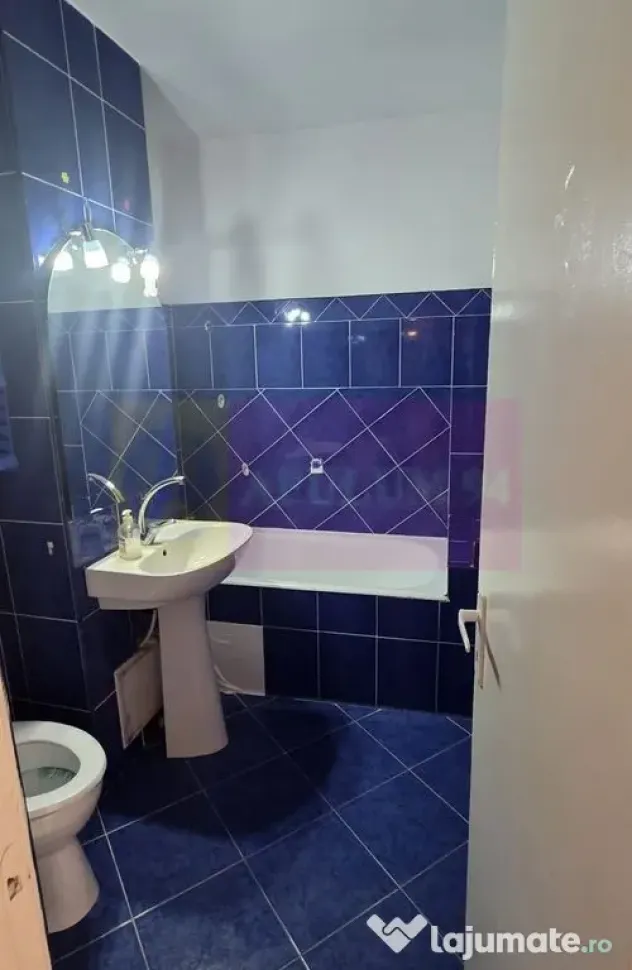 Apartamanet 2 camere de vanzare in Campina