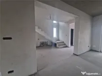 Casa P E, teren 179 mp - Caminul De Batrani - Spitalul Judet
