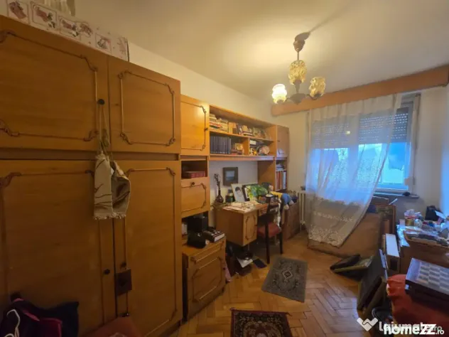 Apartament 4 camere, 90 mp, zona Spitalul Militar