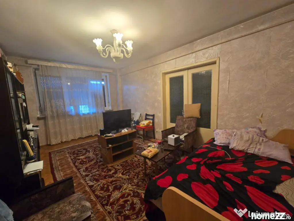 Apartament 4 camere, 90 mp, zona Spitalul Militar