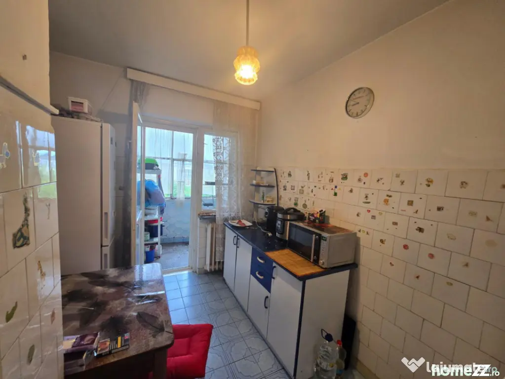 Apartament 4 camere, 90 mp, zona Spitalul Militar