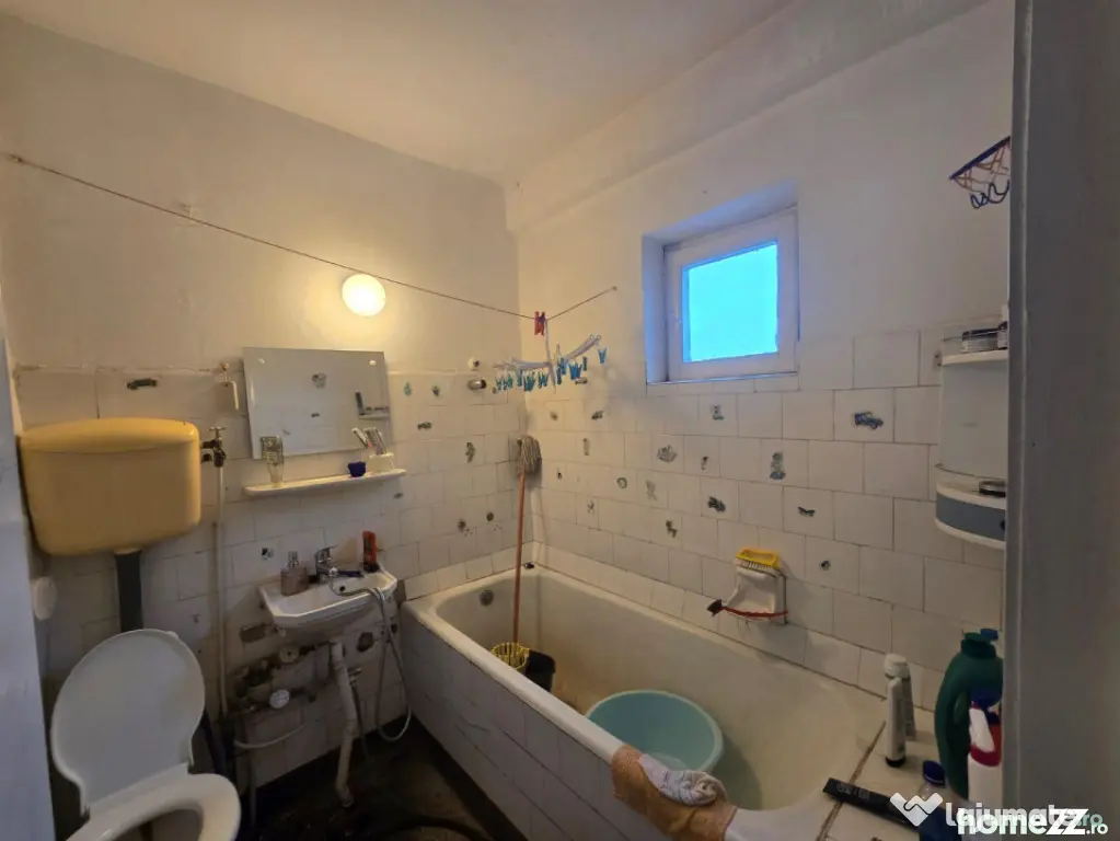 Apartament 4 camere, 90 mp, zona Spitalul Militar