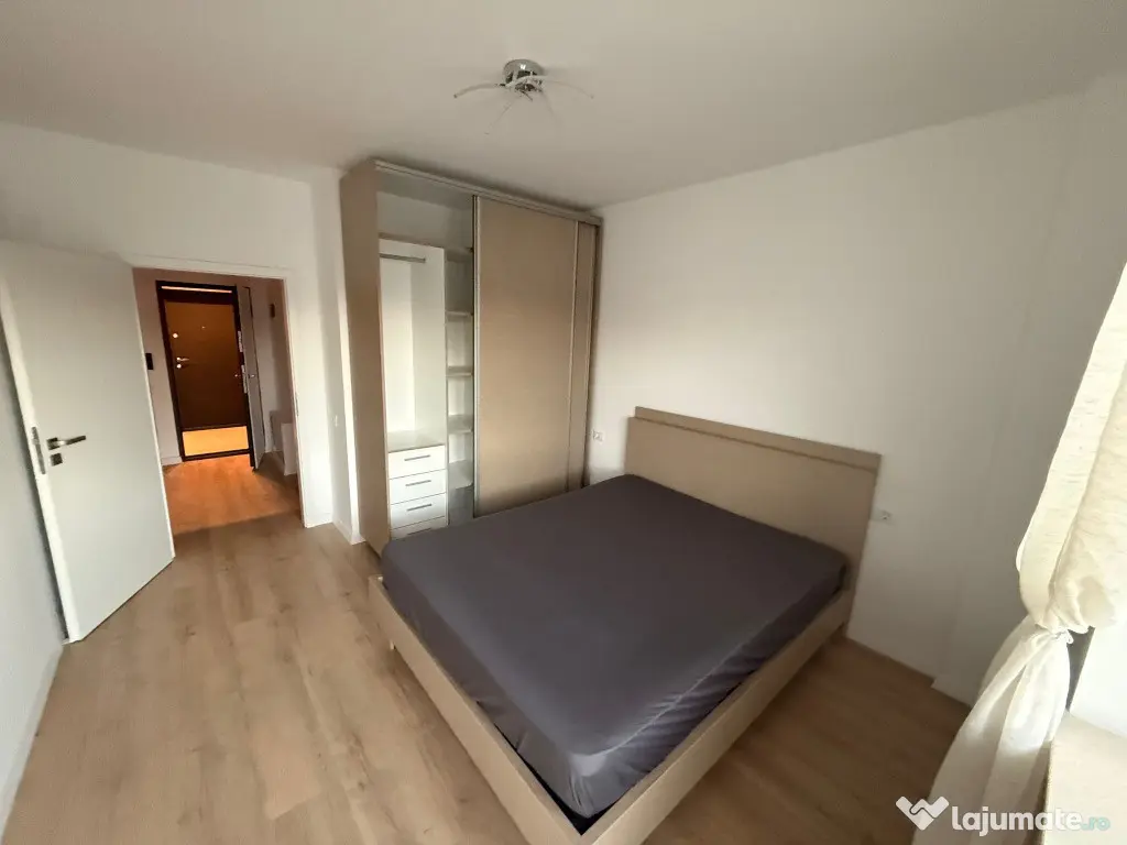 Apartament 2 camere,decomandat,bloc nou - Zona Tractorul