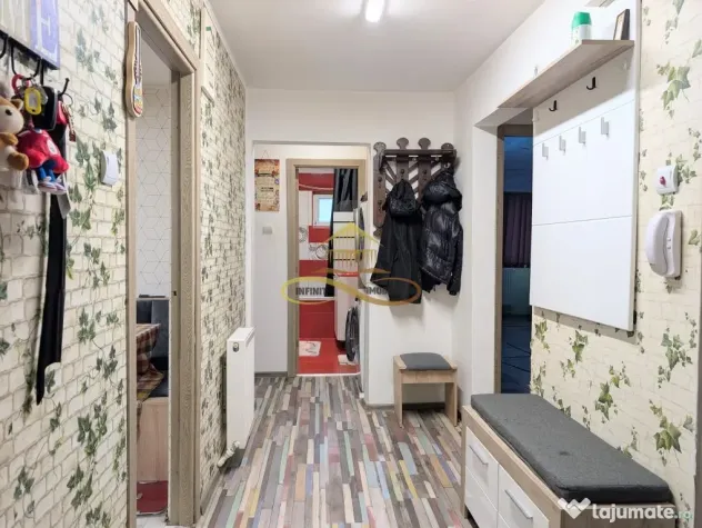 Apartament 3 camere, etaj1, 9 Mai, Bacau