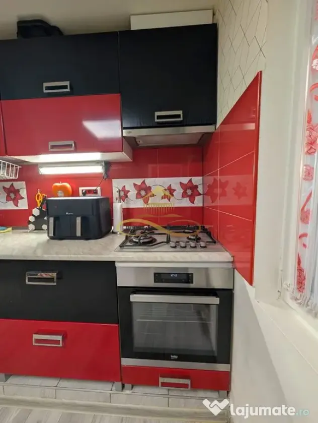 Apartament 3 camere, etaj1, 9 Mai, Bacau