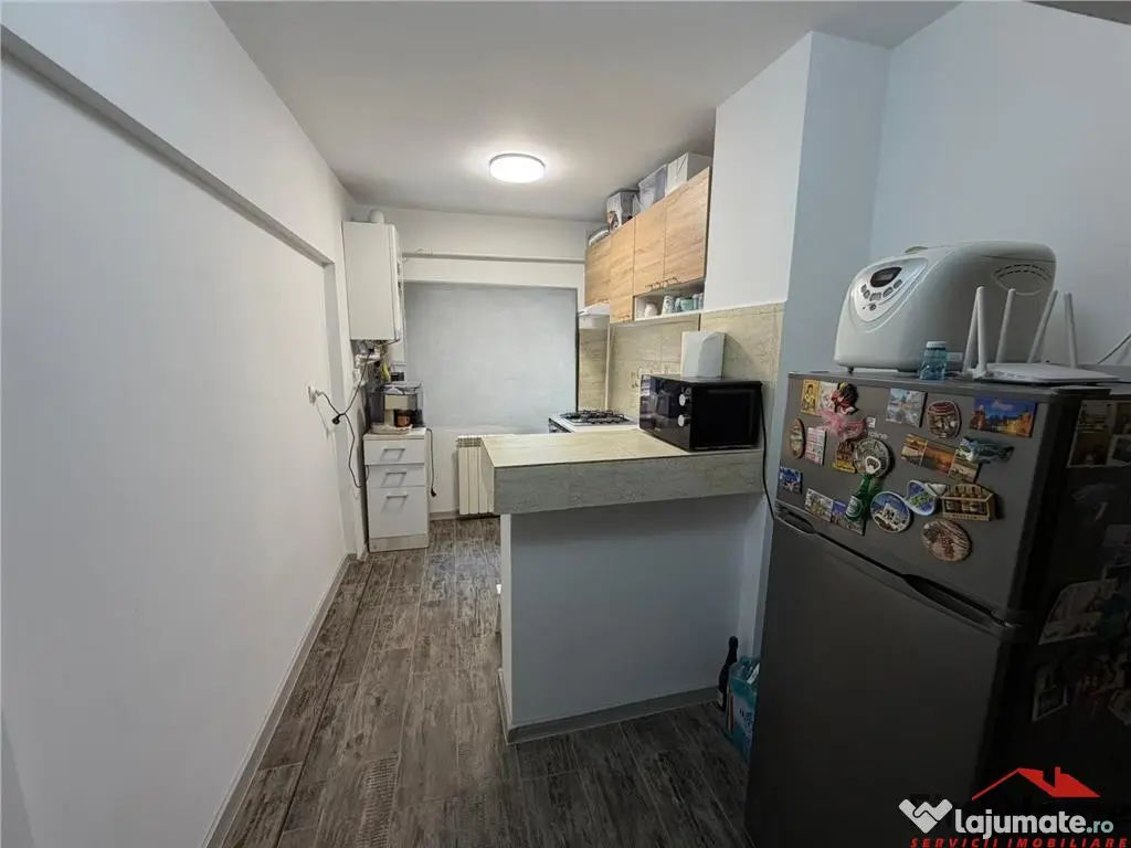 Apartament 2 camere, parter, str Barsei , renovat complet