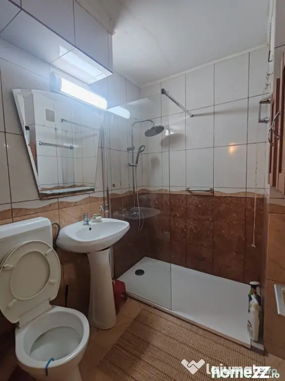 4 camere spațioase, 85 mp, 2 băi – mobilat, zona Spitalu