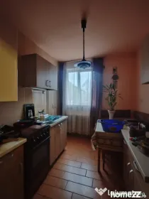 4 camere spațioase, 85 mp, 2 băi – mobilat, zona Spitalu