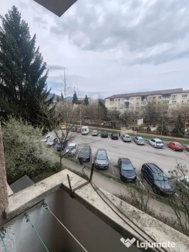 Apartament 4 camere, 85 mp, spitalul Sf. Ioan