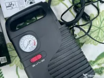 Compresor auto 12V Nou