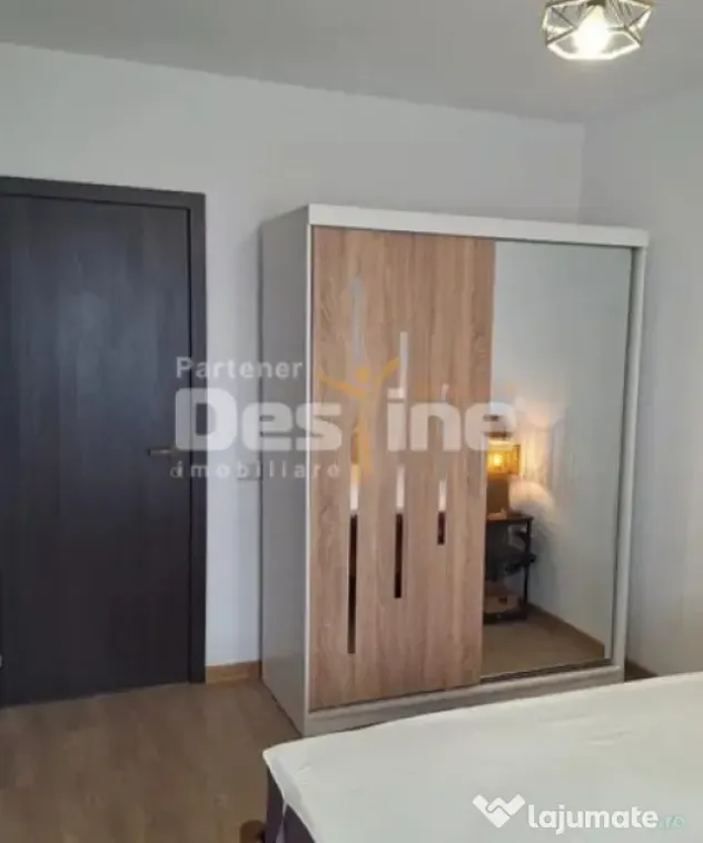 STUDIO de inchiriat, suprafata de 50mp si loc de parcare Sub