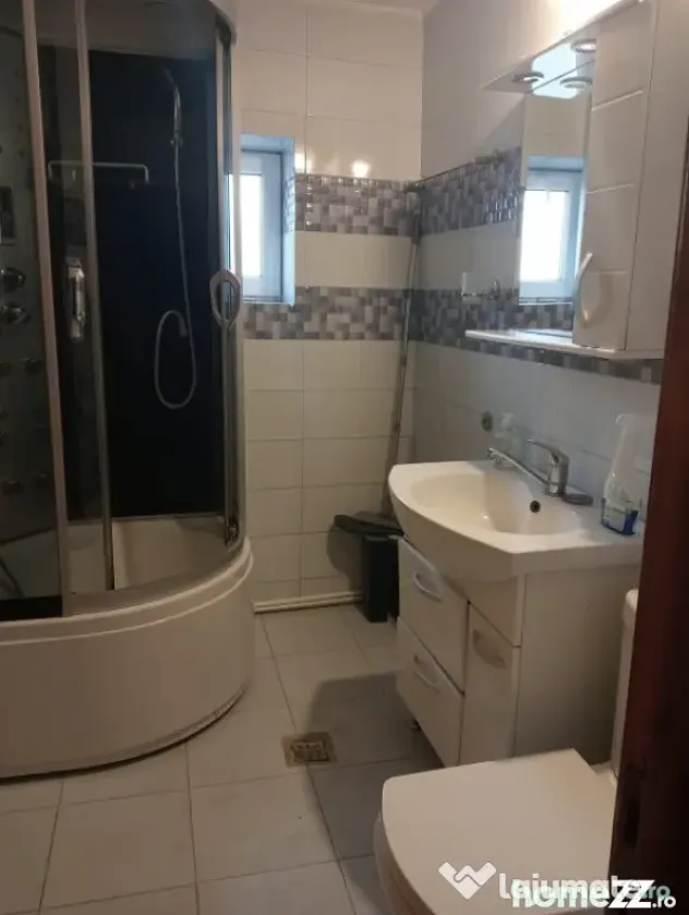 Apartament 2 camere, Calarasi 4, parter cu balcon 15,3 mp.