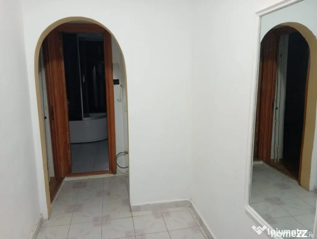 Apartament 2 camere, Calarasi 4, parter cu balcon 15,3 mp.