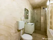 Casa cu identitate, farmec de epoca | consolidata| Marase... 