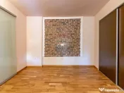 Casa cu identitate, farmec de epoca | consolidata| Marase... 