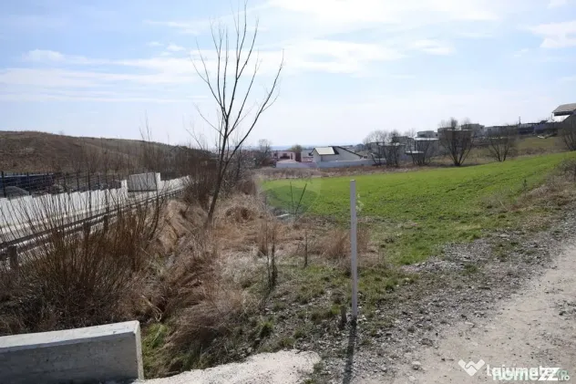 Teren 3,500mp Moara / Strada Pprincipala