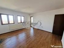Apartament spatios si cu loc de parcare in Andrei Muresanu