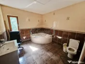 Apartament spatios si cu loc de parcare in Andrei Muresanu 