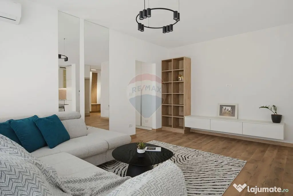 Apartament modern 3 camere, prima închiriere, loc parcar...