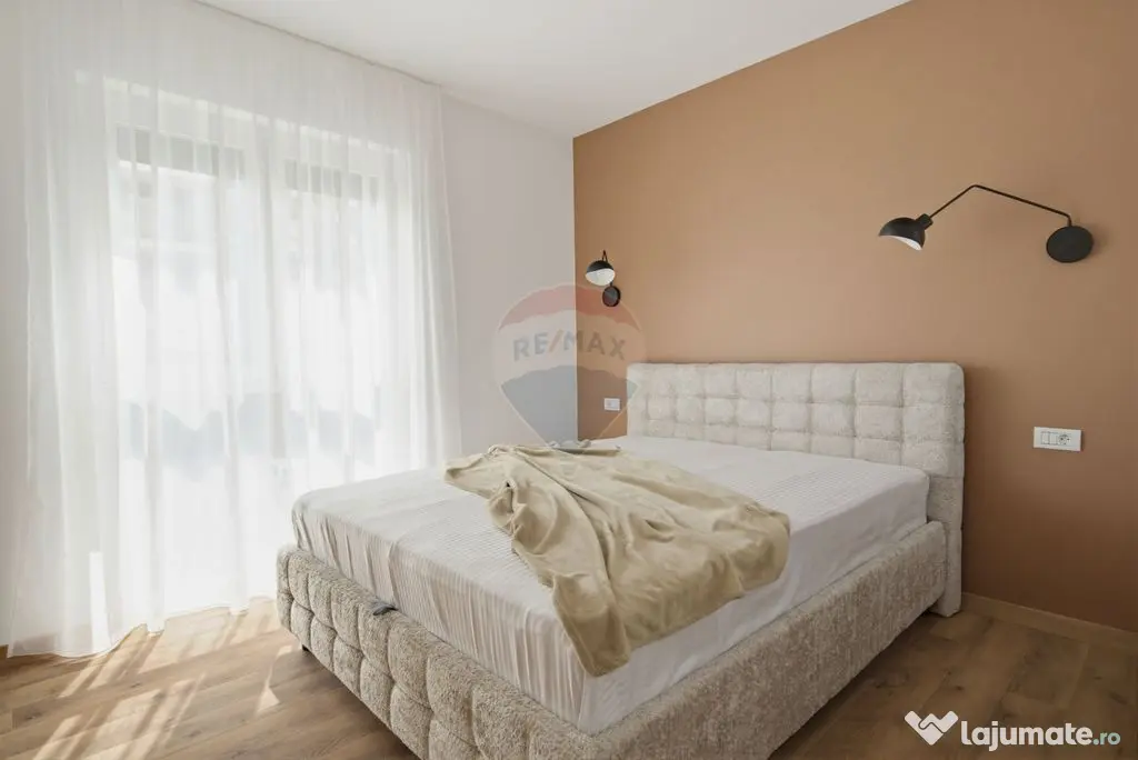 Apartament modern 3 camere, prima închiriere, loc parcar...