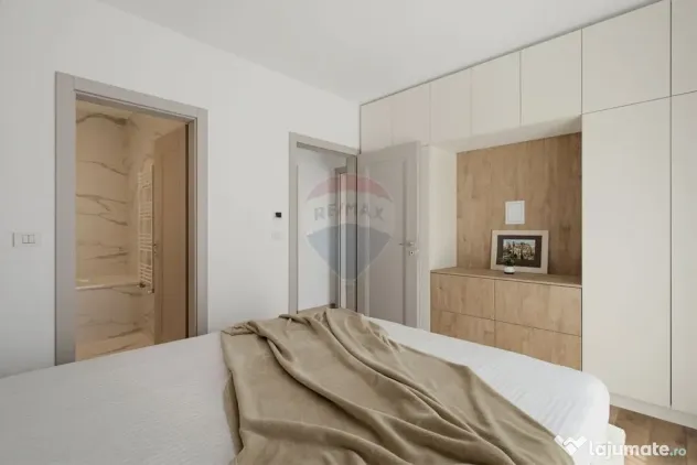 Apartament modern 3 camere, prima închiriere, loc parcar...