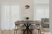 Apartament modern 3 camere, prima închiriere, loc parcar... 