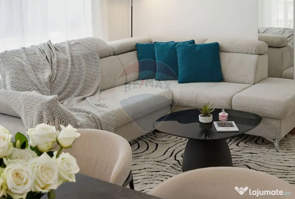 Apartament modern 3 camere, prima închiriere, loc parcar...