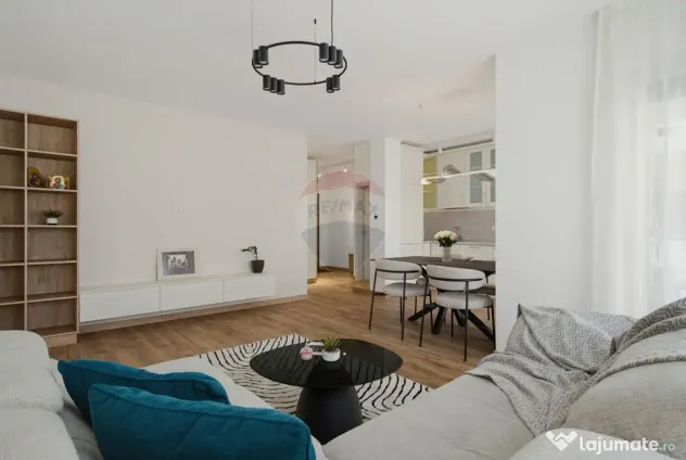 Apartament modern 3 camere, prima închiriere, loc parcar...