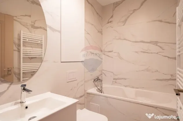 Apartament modern 3 camere, prima închiriere, loc parcar...