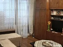 Apartament 2 camere, etaj 1/4, decomandat, spatios, mobilat, utilat!