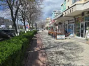 Inchiriez spatiu comercial in Deva, Miorita, parter, vitrina 13 metri 