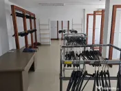 Inchiriez spatiu comercial in Deva, Miorita, parter, vitrina 13 metri 