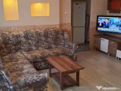 Închiriez apartament 3 camere decomandat in Deva ,Zamfirescu, parter 