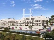 Apartament de lux cu terasă, piscină și grădină înconjurată de natură