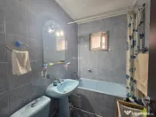 Apartament 3 camere- zona Zimbru 