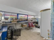 Terasa de vanzare pe strandul Neptun 