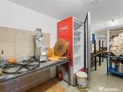 Terasa de vanzare pe strandul Neptun 