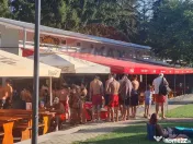 Terasa de vanzare pe strandul Neptun