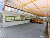 Terasa de vanzare pe strandul Neptun 