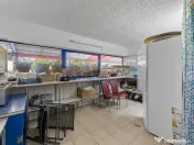 Terasa de vanzare pe strandul Neptun 