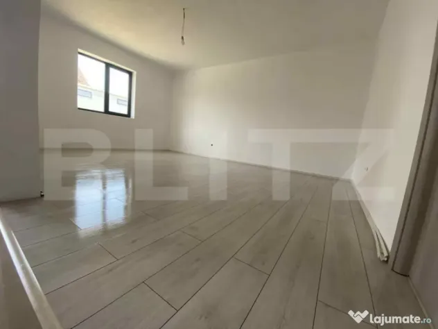 Casa P+1, 300mp teren, 17 ml deschidere, Preajba