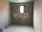 Casă / Vilă cu 3 camere de vânzare, Buhoci, jud Bacău 