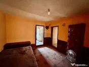 Casă cu 4 camere si teren 7727 mp Blidari 