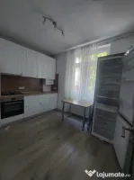 Garsoniera decomandata - zona Astra