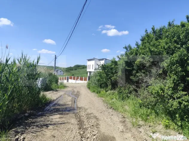 Teren intravilan 1060 mp Breazu, aproape de centru
