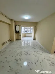 Apartament de vanzare, 47 mp, zona Central