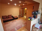 Decomandat 4 camere etaj 1 Circumvalatiunii/Iulius Town 